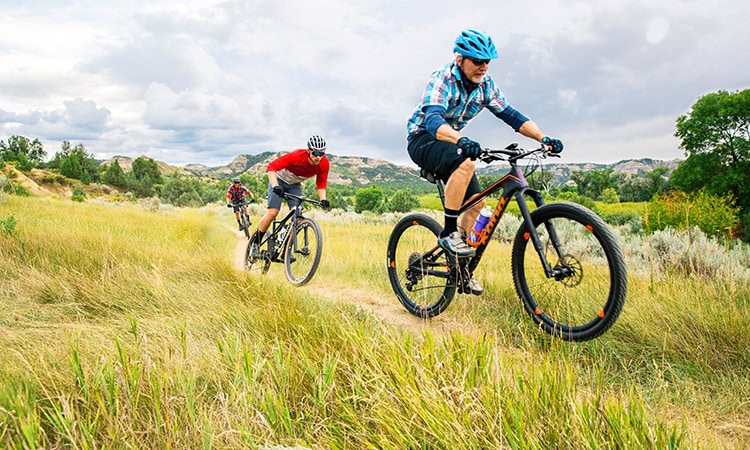 3 Radfahrer auf dem Maah Daah Hey Trail