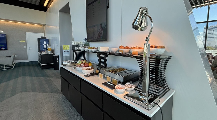 Lounge Brightline in Fort Lauderdale